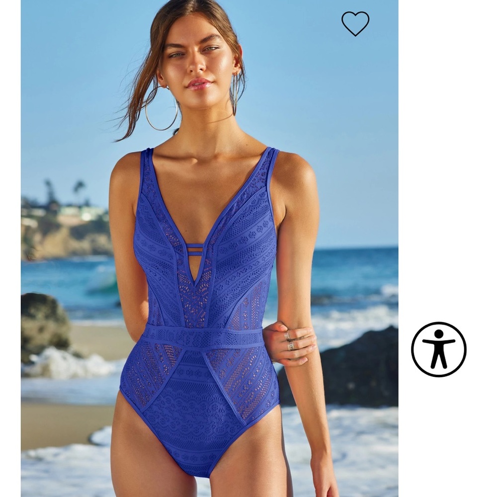 Becca Sized Medium Show and Tell Plunge One Piece bathing suit
